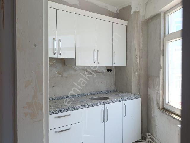 Dumlupınar Mahallesi'nde 2+1 Doğalgazlı Satılık Daire