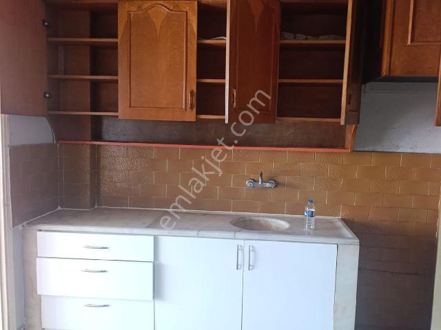 Dumlupınar Mahallesi'nde 3+1 Kiralık Daire