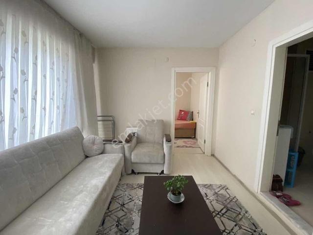 Dumlupınar Merkezde Kiralık 1+1 Arakat Eşyalı Daire