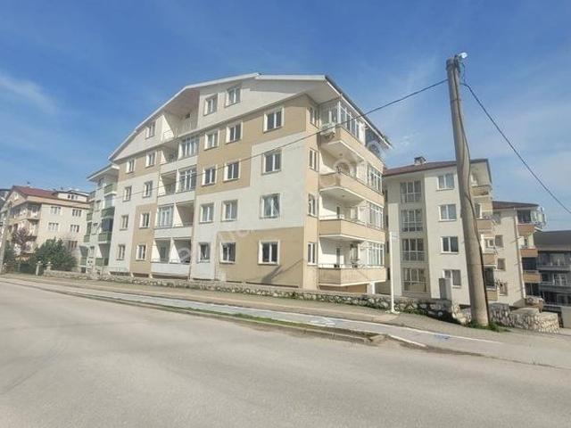 Dumlupınarda 2+1 70 M2 Net Eminevim,birevim Vb Uygun