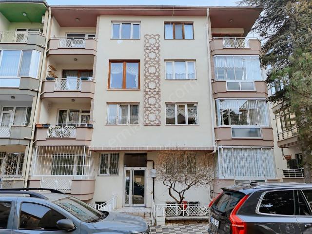 Dumlupınar'da Afjetli, Doğalgazlı Ve Açık Otoparklı 3+1 Daire