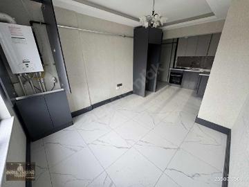DUMLUPINAR MERKEZ Y.B.ÜNİVERSİTESİ YANI, KATTA KİRALIK 1+1 DAİRE