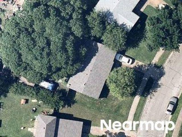Dumont Dr