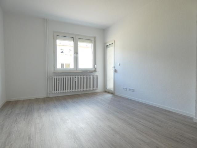 Dümpten: Top aufgeteilte 2 Raum Wohnung mit Balkon!