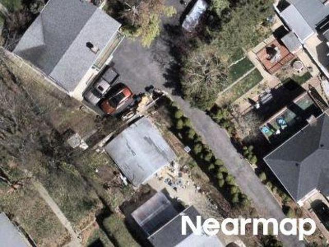 Dunton Ave