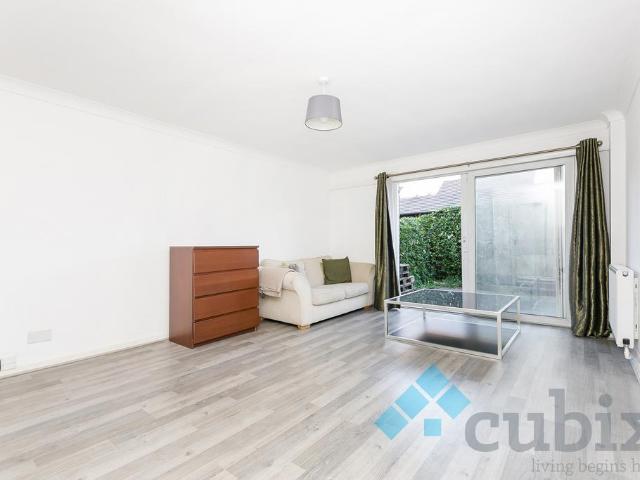 Dunton Road, London SE1 3 bed terraced house to rent £3,397 pcm £784 pw
