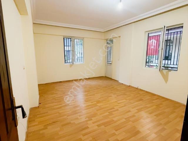 Dünyagöz Hastanesi Yakınında Kiralık 2+1 Daire