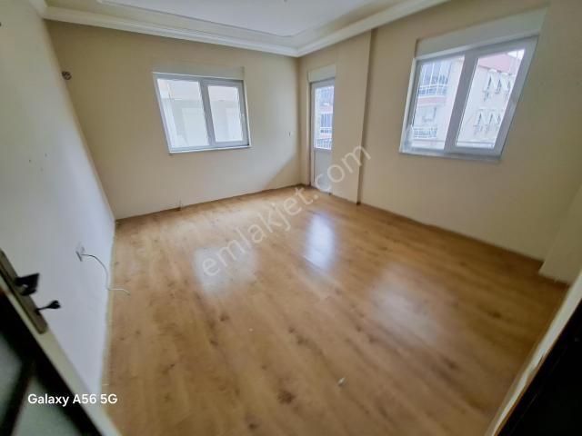 Dünyagöze Yakın Karşıyaka Mh 2+1 100 M2 Dairenin Boyası Yapıldı