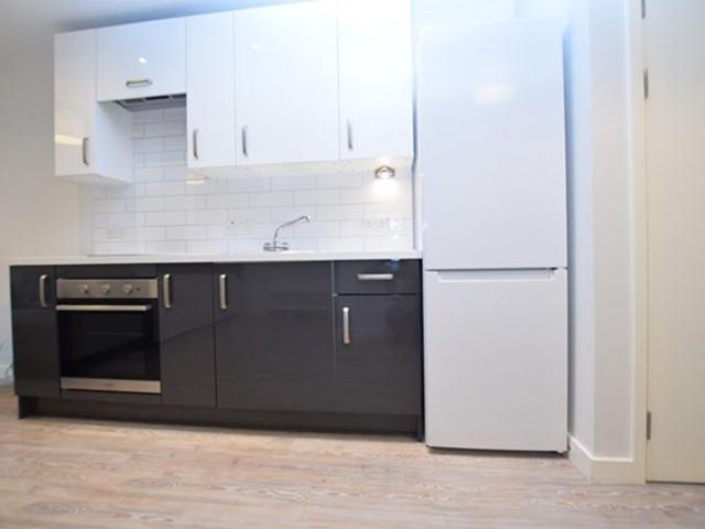 Dun Fields, Sheffield S3, Studio to rent, £700 pcm | PrimeLocation