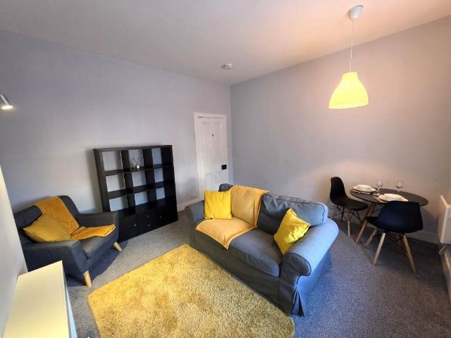 Dunbar Street, Old Aberdeen, Aberdeen AB24, 1 bed flat to rent, £575 pcm | PrimeLocation