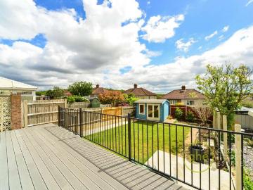 Dunblane Road, Eltham, London 4 bed semi detached house to rent £2,700 pcm £623 pw