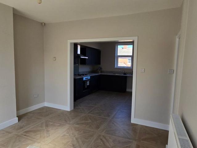 Duncan Street, Brinsworth S60, 3 bed terraced house to rent, £895 pcm | PrimeLocation