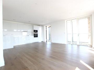 Duncombe House, 15 Victory Parade, London SE18, 3 bed flat to rent, £3,300 pcm | PrimeLocation