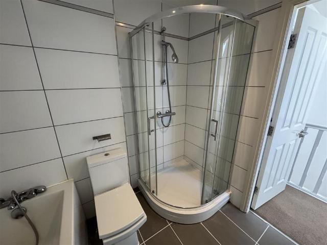 Dundalk Road, Widnes 3 bed house to rent £950 pcm £219 pw