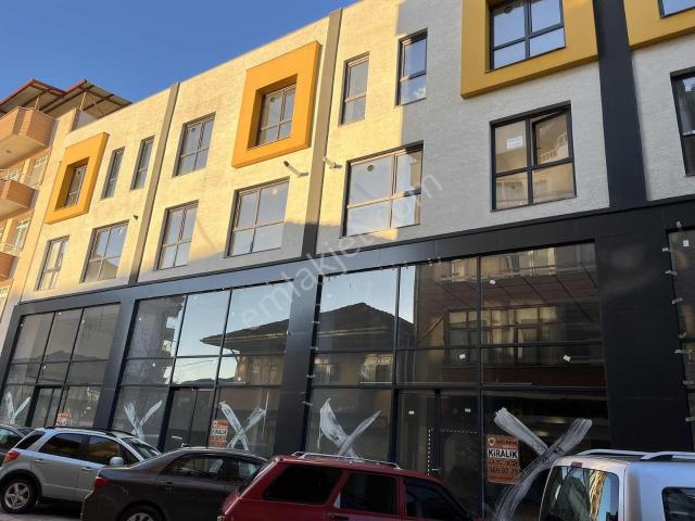 Dündar Gayrimenkul'den Hendek Merkezde Sıfır Eşyalı Daire 1+1