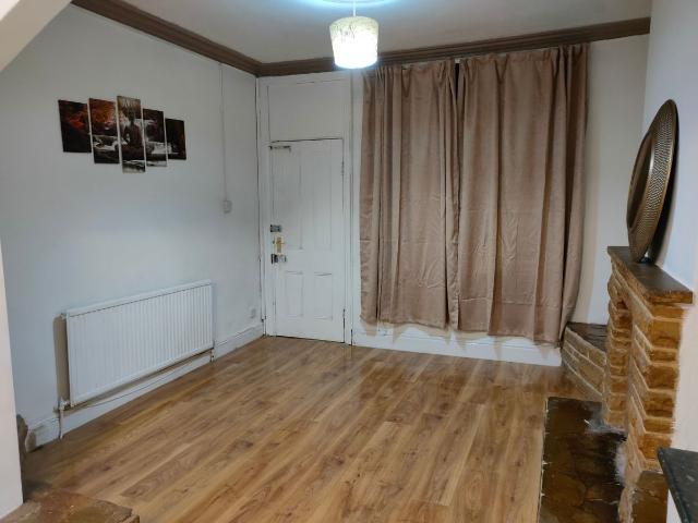 Dundas Road, Sheffield S9, 2 bed terraced house to rent, £695 pcm | PrimeLocation