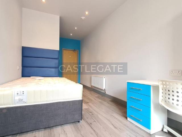 Dundas Works, Dundas Street, Huddersfield HD1, 5 bed shared accommodation to rent, £490 pcm | PrimeLocation