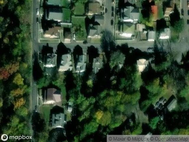 Dundee St