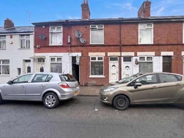 Dundonald Road, Leicester, Leicestershire LE4, 3 bed terraced house to rent, £1,200 pcm | PrimeLocation