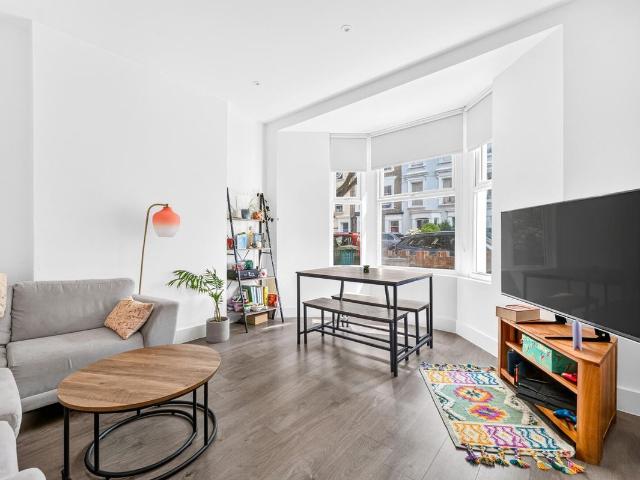 Dunford Road, Holloway, London N7, 5 bed property to rent, £6,000 pcm | PrimeLocation