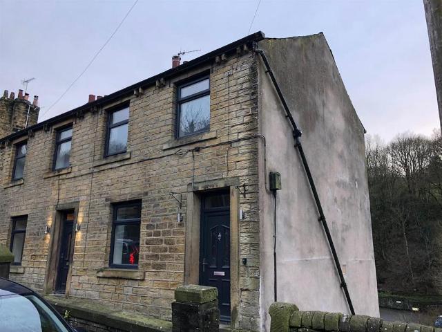 Dunford Road, Holmfirth HD9 2 bed terraced house to rent £850 pcm £196 pw