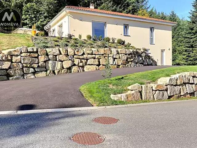 Dunières 43220 Achat / Vente maison 5 pièces t5 au dernier étage