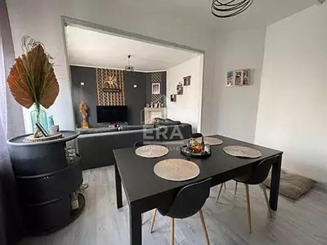 Dunkerque 59240 Achat / Vente maison 3 pièces t3 au dernier étage cave