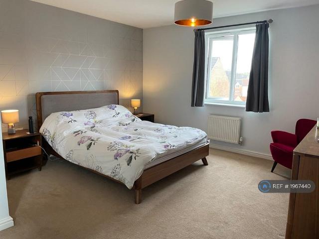 Dunlop Avenue, Leeds, LS12 4 bed end of terrace house to rent £1,750 pcm £404 pw