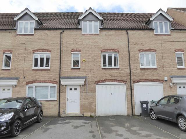 Dunlop Avenue, Wortley, Leeds LS12, 3 bed town house to rent, £1,400 pcm | PrimeLocation