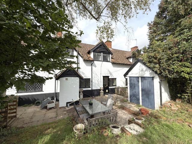 Dunmow Road, Thaxted CM6, 3 bed cottage to rent, £1,750 pcm | PrimeLocation