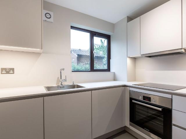 Dunnock Close, London N9, 1 bed flat to rent, £1,575 pcm | PrimeLocation