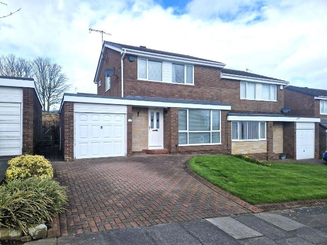 Dunnock Drive, Sunniside, Newcastle Upon Tyne NE16, 3 bed semi detached house to rent, £1,100 pcm | PrimeLocation