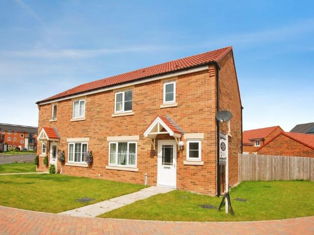 Dunnock Place, Wideopen NE13 3 bed semi detached house to rent £1,150 pcm £265 pw