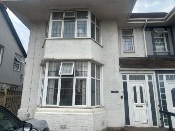 Dunstable Road, Luton LU4, 5 bed semi detached house to rent, £2,500 pcm | PrimeLocation
