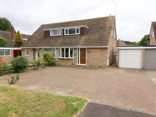 Dunstall Road, Barton Le Clay, Bedfordshire MK45, 3 bed semi detached house to rent, £1,500 pcm | PrimeLocation