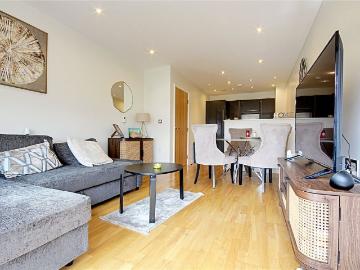 Dunstan Mews, Enfield EN1, 1 bed flat to rent, £1,650 pcm | PrimeLocation