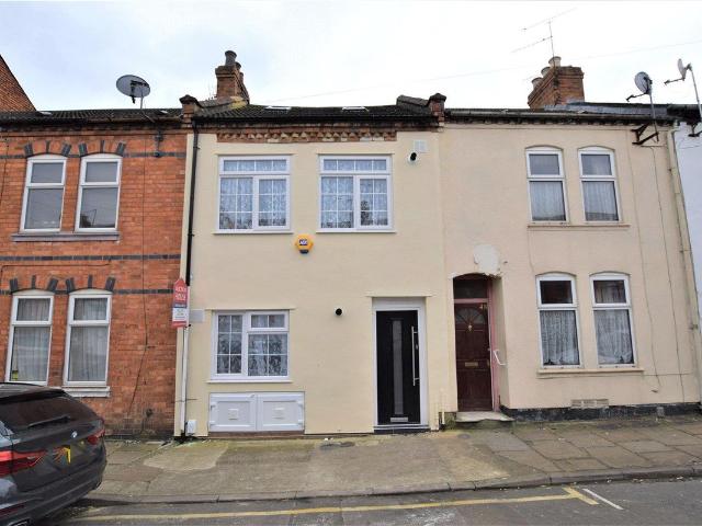 Dunster Street, Northampton NN1, 1 bed flat to rent, £875 pcm | PrimeLocation