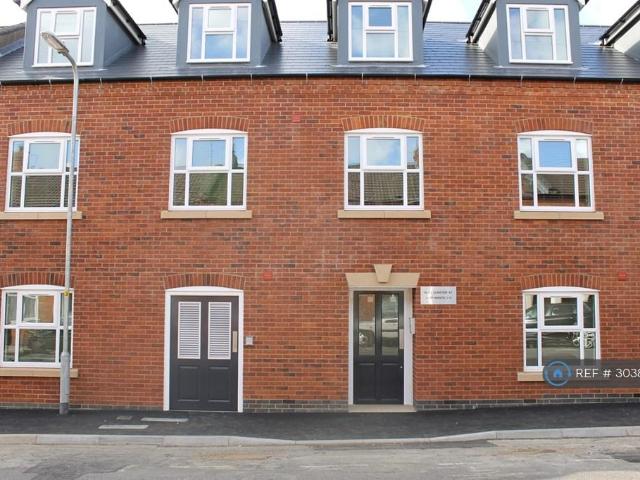 Dunster Street, Northampton, NN1 1 bed flat to rent £825 pcm £190 pw