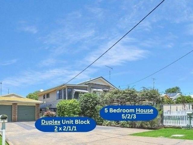 Duo Diamond in Mort Estate. Duplex and 2 Level Queenslander Home. 1,338 Sq Mtrs across 2 Allotments on 1 Title