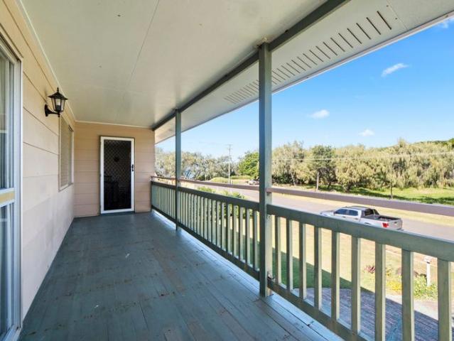 Dual Occupancy Potential! Across from Parklands, Playground and Beach