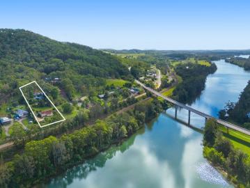 Dual Approved Dwellings on a Beautiful Lifestyle Holding Near the River