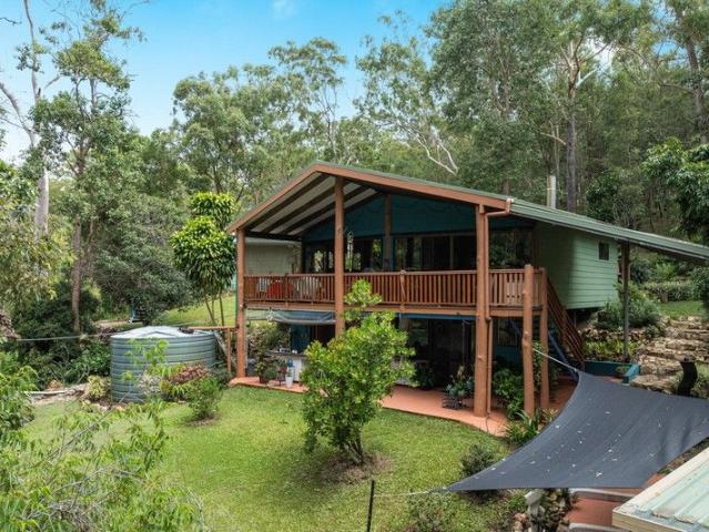 Dual Dwellings + Granny Flat on 5 Acres