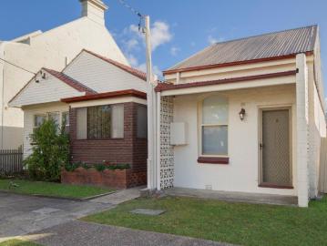 Dual Dwellings on One Title with Rear Lane Access