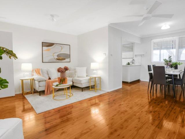 DUAL INCOME WEALTH GENERATOR 3 bedroom House + Tenanted Granny Flat on 600sqm