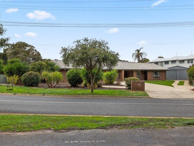 Dual Income Appeal on a 1,008sqm Development Canvas