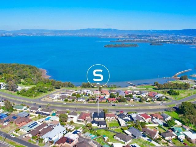 Dual Income Opportunity with Lake Views