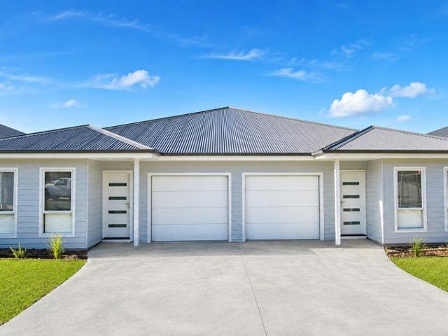 Dual Income Opportunity in Sussex Inlet