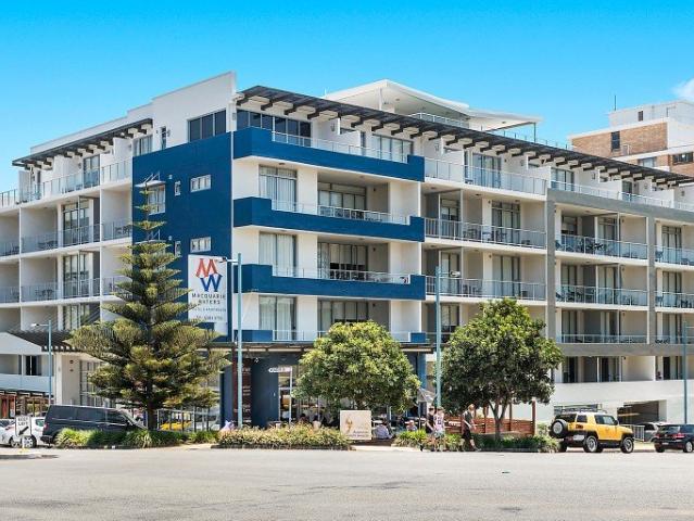 Dual key CBD investment with close harbour views
