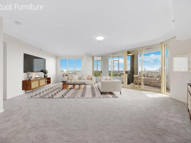 Dual Level Sky Penthouse with Panoramic 270° District Views