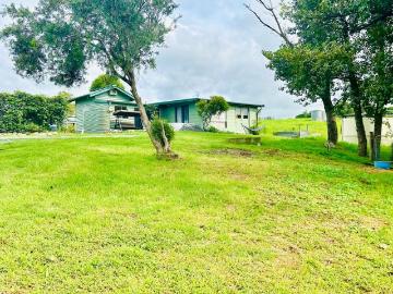 Dual living 10 acres with creek frontage, spa deck & 17ML Bega river water licence